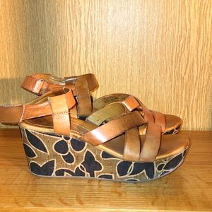 Naya Brown Wedge Sandals 7M